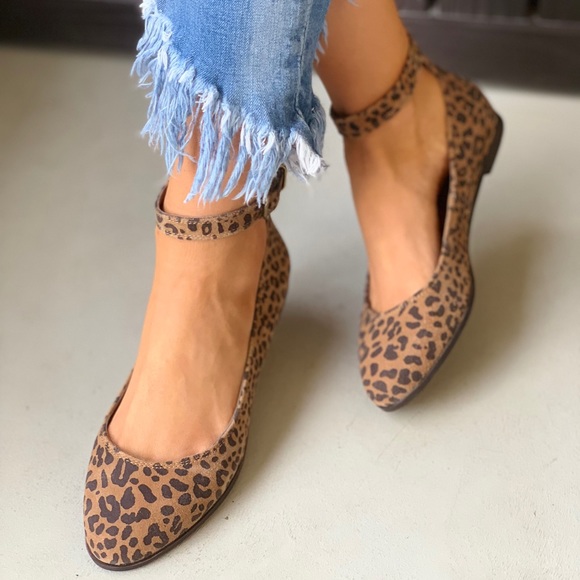 Leather Cheetah Print Ankle Strap Ballet Flats - Picture 8 of 8